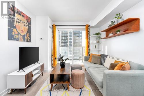 1208 - 1410 Dupont Street, Toronto, ON - Indoor Photo Showing Living Room