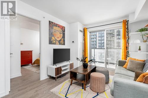 1208 - 1410 Dupont Street, Toronto, ON - Indoor Photo Showing Living Room