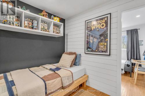 1168 Westerdam Road, Mississauga, ON - Indoor Photo Showing Bedroom