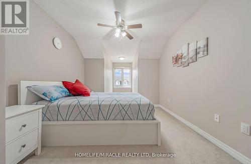 93 Lynch Circle S, Guelph, ON - Indoor Photo Showing Bedroom