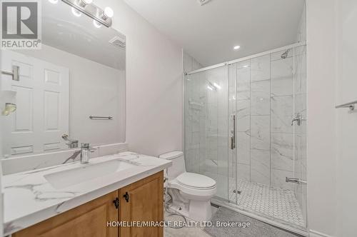 93 Lynch Circle S, Guelph, ON - Indoor Photo Showing Bathroom