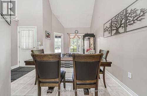 93 Lynch Circle S, Guelph, ON - Indoor Photo Showing Dining Room