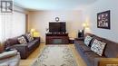 88 Thorn Crescent, Regina, SK  - Indoor Photo Showing Living Room 