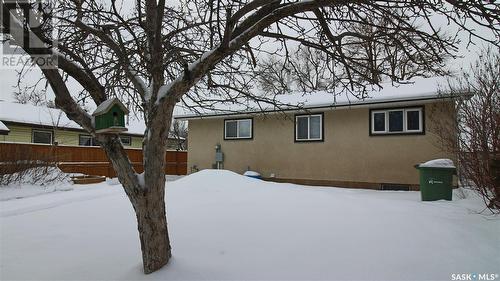 88 Thorn Crescent, Regina, SK - Outdoor