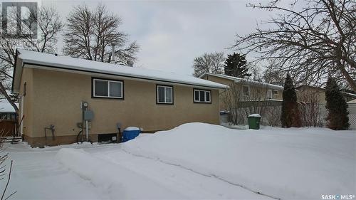 88 Thorn Crescent, Regina, SK - Outdoor