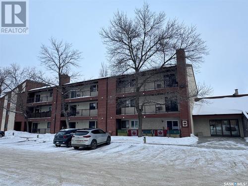 306B 4040 8Th Street E, Saskatoon, SK - Outdoor With Facade