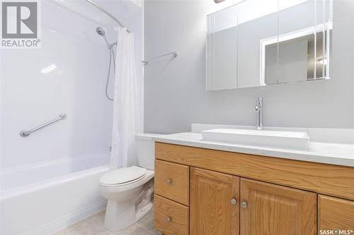 306B 4040 8Th Street E, Saskatoon, SK - Indoor Photo Showing Bathroom