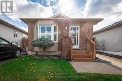 305 SIMPSON CRESCENT  London, ON N5V 5E1