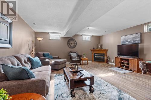 305 Simpson Crescent, London, ON - Indoor With Fireplace