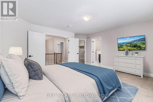 402 Fleet Canuck, Ottawa, ON - Indoor Photo Showing Bedroom