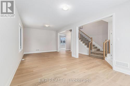 402 Fleet Canuck, Ottawa, ON - Indoor Photo Showing Other Room