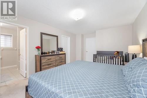 16 Hollingsworth Circle, Brampton, ON - Indoor Photo Showing Bedroom