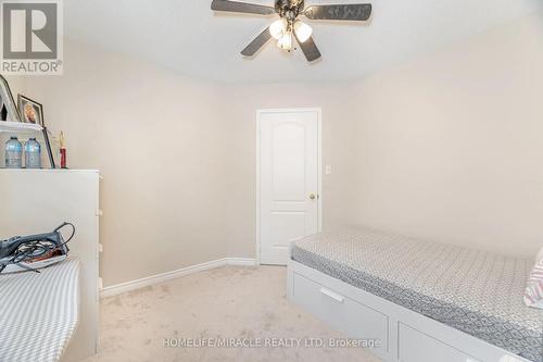 16 Hollingsworth Circle, Brampton, ON - Indoor Photo Showing Other Room