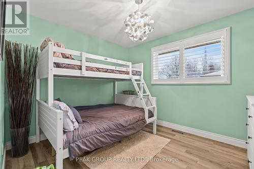 7169 Viscount Street, Niagara Falls (212 - Morrison), ON - Indoor Photo Showing Bedroom