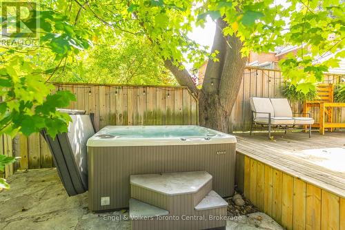 365 2Nd Avenue E, Owen Sound, ON - Outdoor With Deck Patio Veranda