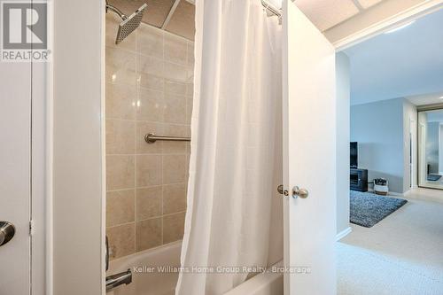 505 - 45 Westmount Road N, Waterloo, ON - Indoor Photo Showing Bathroom