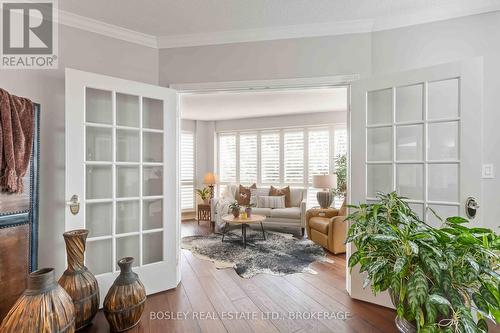 2603 - 701 Geneva Street, St. Catharines (437 - Lakeshore), ON - Indoor Photo Showing Living Room