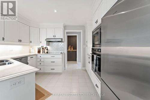 2603 - 701 Geneva Street, St. Catharines (437 - Lakeshore), ON - Indoor Photo Showing Kitchen With Double Sink