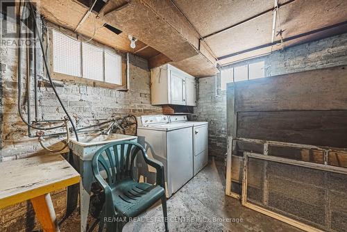 8 Main Street, Toronto, ON - Indoor Photo Showing Laundry Room