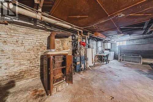 8 Main Street, Toronto, ON - Indoor Photo Showing Basement