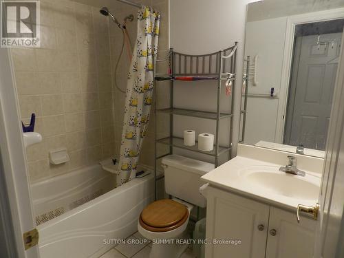 1028 - 125 Omni Drive, Toronto, ON - Indoor Photo Showing Bathroom