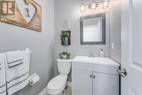 96 Manor Hampton Street, East Gwillimbury, ON - Indoor Photo Showing Bathroom