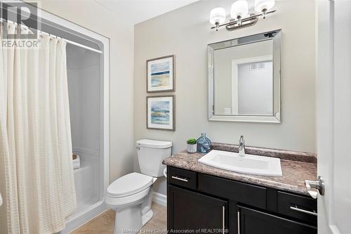 2454 Skinner Street, Lasalle, ON - Indoor Photo Showing Bathroom