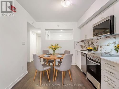 3 - 16 Marquette Avenue, Toronto, ON - Indoor Photo Showing Dining Room