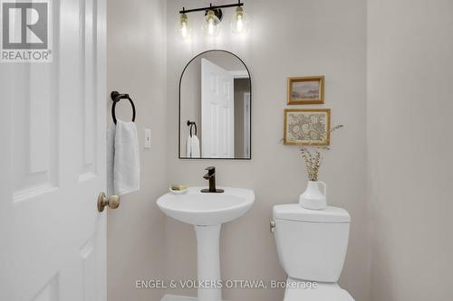 4308 Sunwood Crescent S, Ottawa, ON - Indoor Photo Showing Bathroom