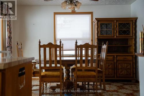 410 Farah Avenue, Temiskaming Shores (New Liskeard), ON - Indoor Photo Showing Dining Room