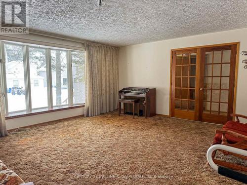 410 Farah Avenue, Temiskaming Shores (New Liskeard), ON - Indoor Photo Showing Other Room