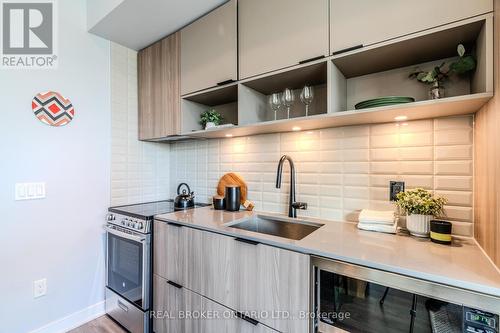 1008 - 60 Tannery Road, Toronto, ON - Indoor Photo Showing Kitchen With Upgraded Kitchen