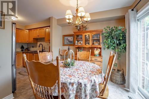 20 Robertson Road, Niagara-On-The-Lake (107 - Glendale), ON - Indoor Photo Showing Dining Room