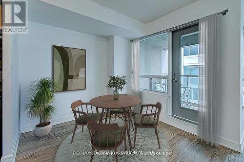 406 - 19 Avondale Avenue, Toronto, ON - Indoor Photo Showing Dining Room