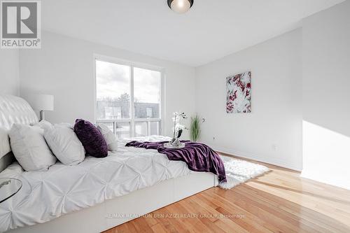 4 - 75 Upper Canada Drive, Toronto, ON - Indoor Photo Showing Bedroom