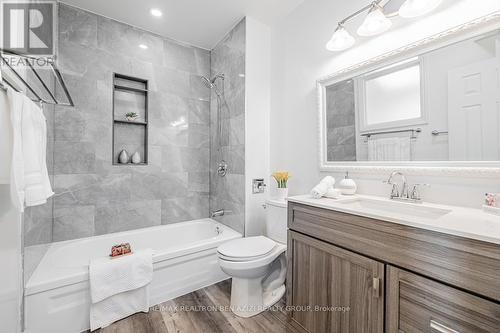 4 - 75 Upper Canada Drive, Toronto, ON - Indoor Photo Showing Bathroom