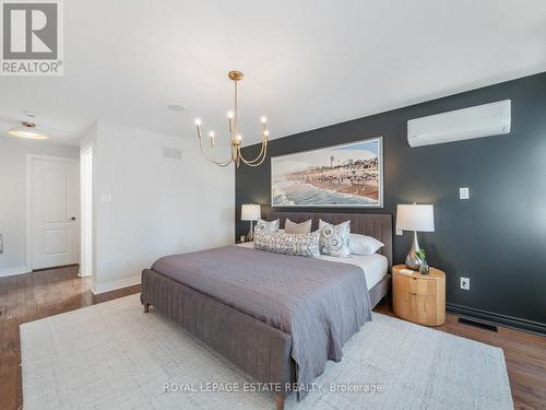 136 Silver Birch Avenue, Toronto, ON - Indoor Photo Showing Bedroom