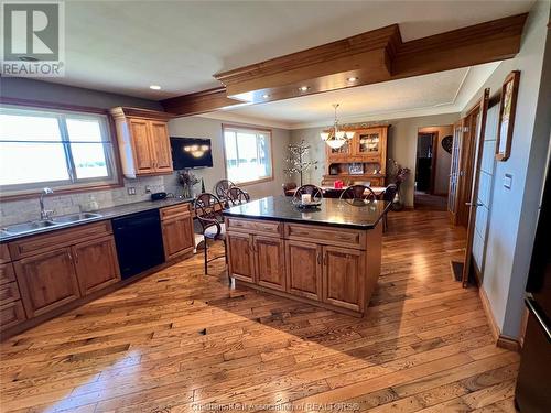 9670 Longwoods Road, Chatham, ON - Indoor Photo Showing Kitchen With Double Sink