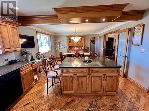 9670 Longwoods Road, Chatham, ON - Indoor Photo Showing Kitchen