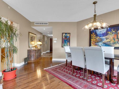 Interior - 504-5845 Av. Marc-Chagall, Côte-Saint-Luc, QC - Indoor Photo Showing Dining Room