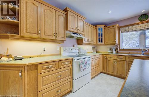 42 River Run Road, Drayton, ON - Indoor Photo Showing Kitchen