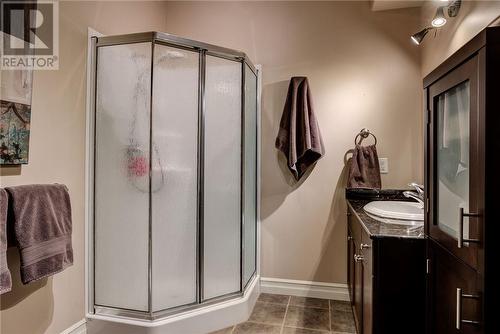 1650 Skyward Drive, Sudbury, ON - Indoor Photo Showing Bathroom