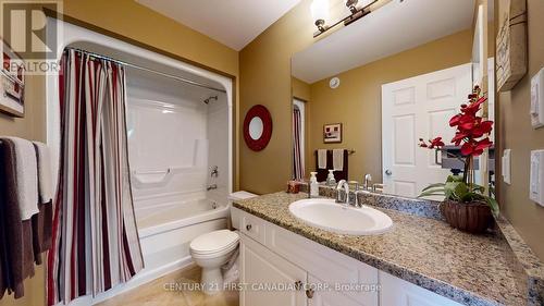 40 - 2100 Denview Avenue, London, ON - Indoor Photo Showing Bathroom