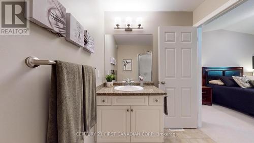 40 - 2100 Denview Avenue, London, ON - Indoor Photo Showing Bathroom