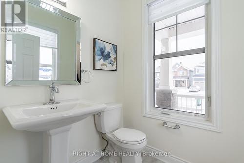 156 Cranesbill Road, Ottawa, ON - Indoor Photo Showing Bathroom