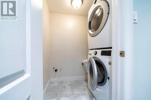 42 Kenhatch Boulevard, Toronto (Agincourt North), ON - Indoor Photo Showing Laundry Room