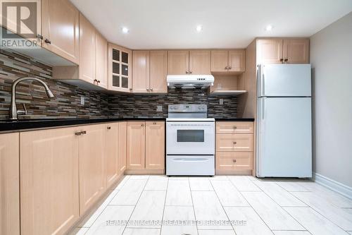 42 Kenhatch Boulevard, Toronto (Agincourt North), ON - Indoor Photo Showing Kitchen