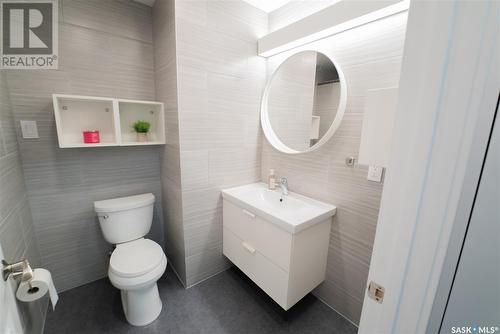 515 Antler Crescent, Warman, SK - Indoor Photo Showing Bathroom