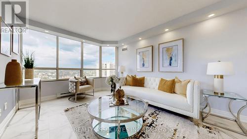 1515 - 175 Bamburgh Circle, Toronto, ON - Indoor Photo Showing Living Room