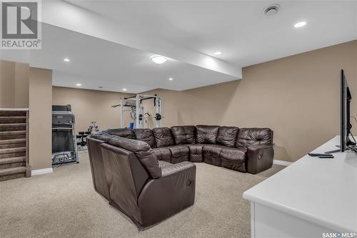 723 Bayview Close, Saskatoon, SK - Indoor